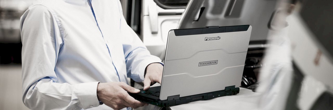 Laptopy do pracy w trudnych warunkach. Laptopy do pracy w trudnych warunkach.